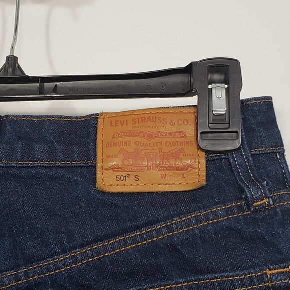 Levis 501  Button Fly Denim Cutoff Shorts  Women's Size 26" - Picture 4 of 4